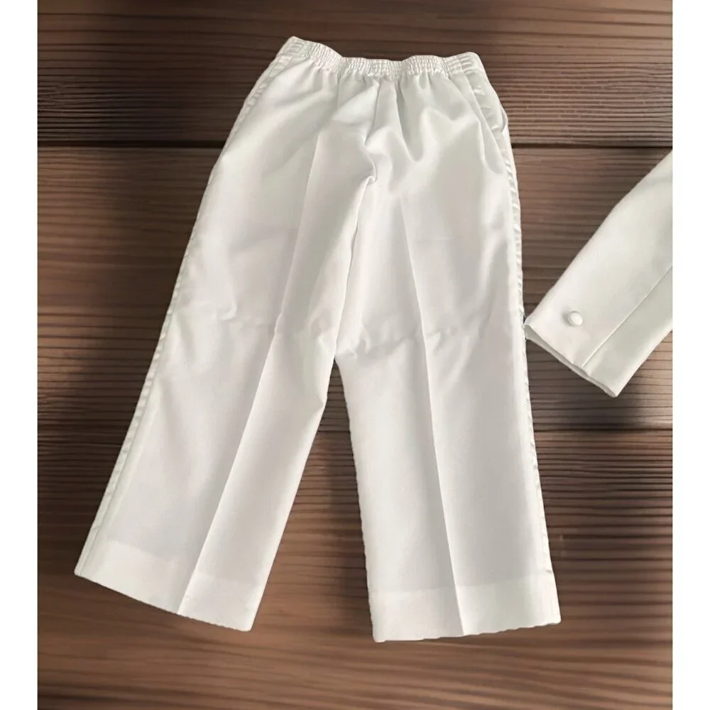 Boys White 4 Piece Suit NWT Size 5 Perfect For A Dance Or Wedding